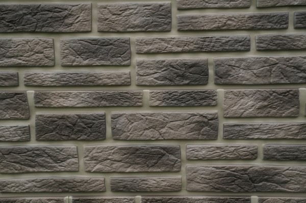 Фасадная панель Ю-пласт Стоун Хаус S-Lock Таганай туманный купить в Новотроицке