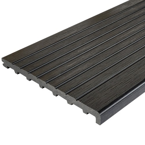 Ступень ДПК Latitudo Step-320 Графит Полнотелая купить в Новотроицке