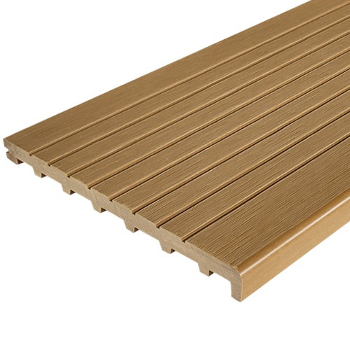 Ступень ДПК Latitudo Step-320 Орех Полнотелая купить в Новотроицке